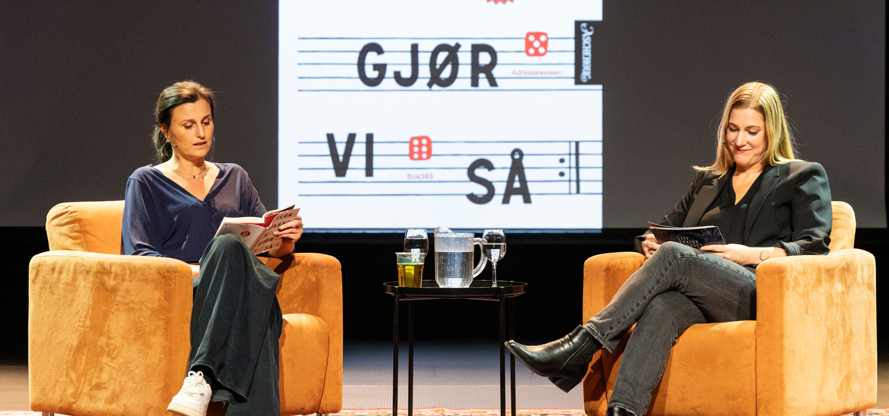 Helga Flatland leser fra sin nye roman Så gjør vi så.